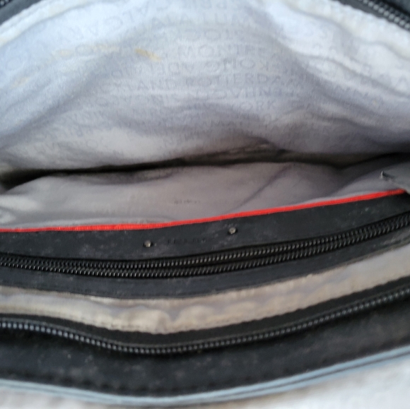 Esprit vegan leather clutch - Picture 2 of 3